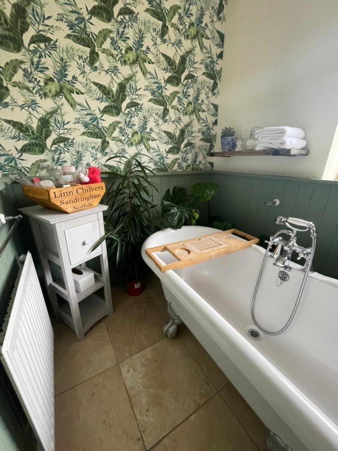 הרוגייט King Size Bed & En Suite Rolled Top Bath Private Lane מראה חיצוני תמונה